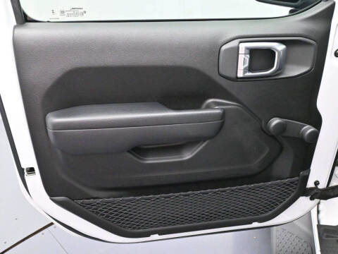 2024 Jeep Gladiator Sport