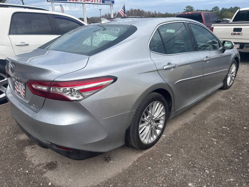 2018 Toyota Camry Hybrid XLE