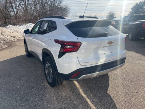 2025 Chevrolet Trax LT