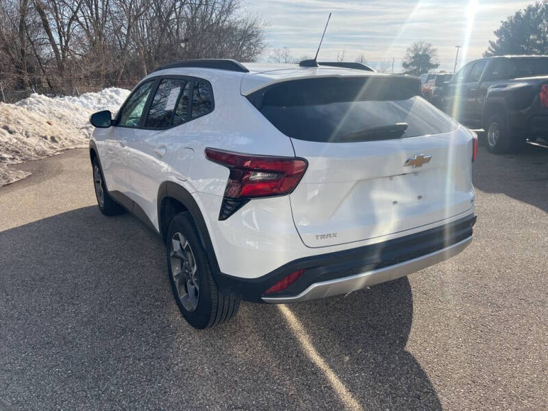 2025 Chevrolet Trax LT