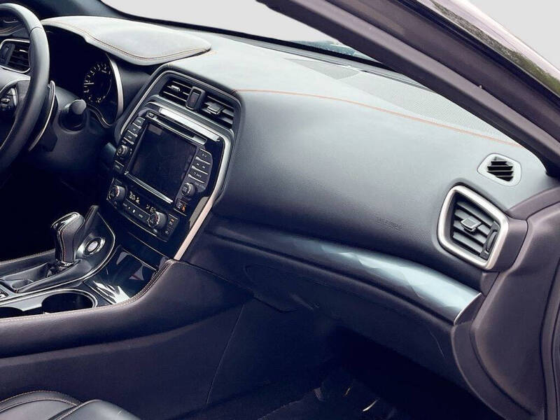 2023 Nissan Maxima 3.5 SR