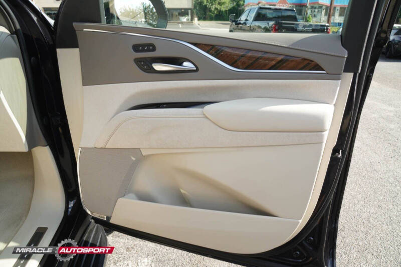 2021 Cadillac Escalade ESV Premium Luxury Platinum