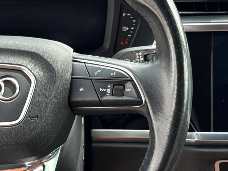 2020 Audi Q3 quattro Premium 45 TFSI