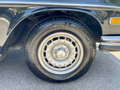 1972 Mercedes-Benz 280-Class