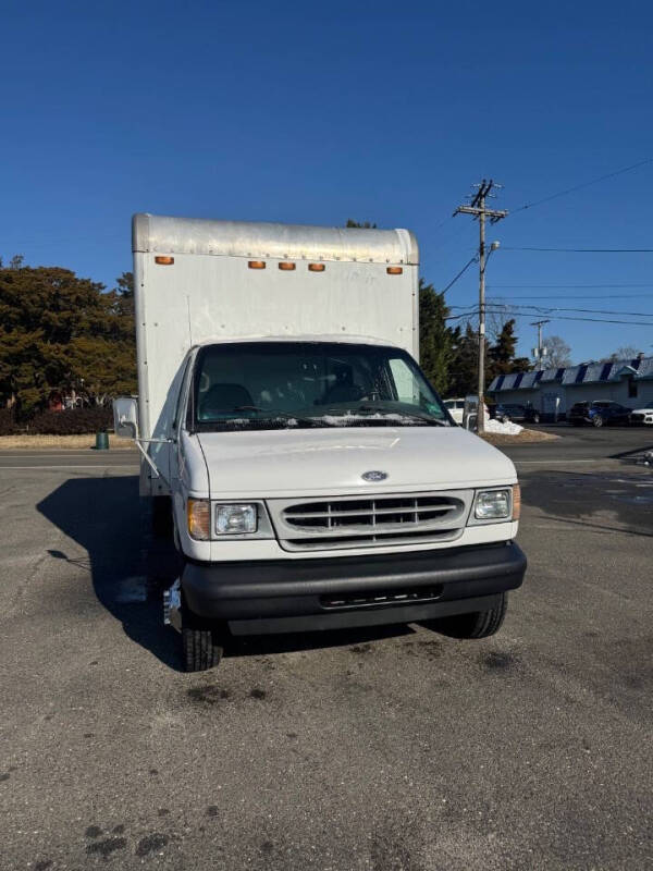 2002 Ford E-Series E-350 SD