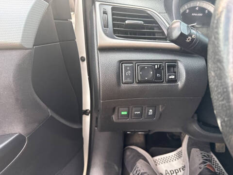 2015 Nissan Sentra SR