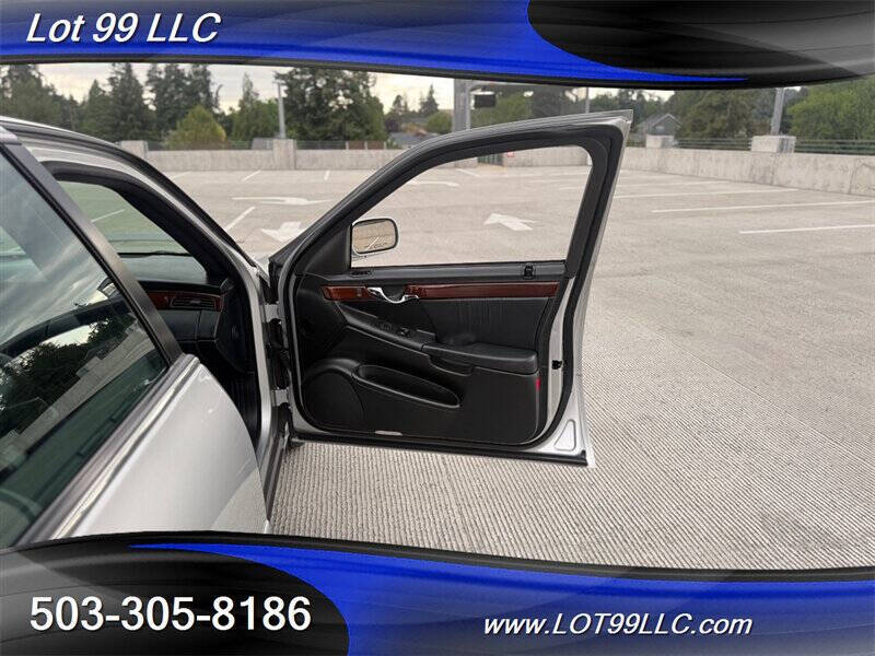 2001 Cadillac DeVille DHS