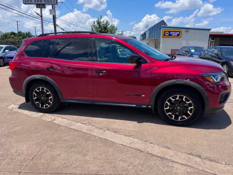 2020 Nissan Pathfinder SL