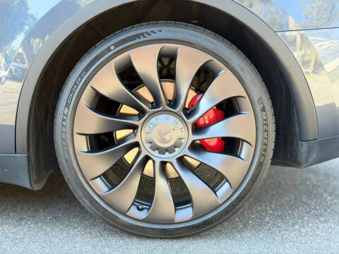 2020 Tesla Model Y Performance