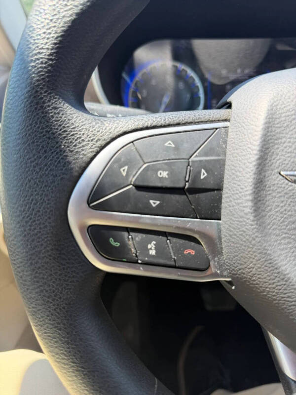 2021 Chrysler Voyager LXi