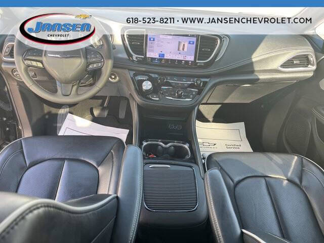 2025 Chrysler Pacifica Limited