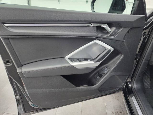 2023 Audi Q3 quattro S line Premium 45 TFSI