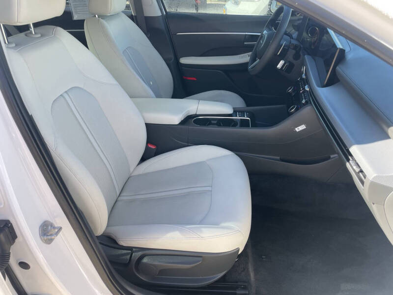 2025 Hyundai Sonata SEL