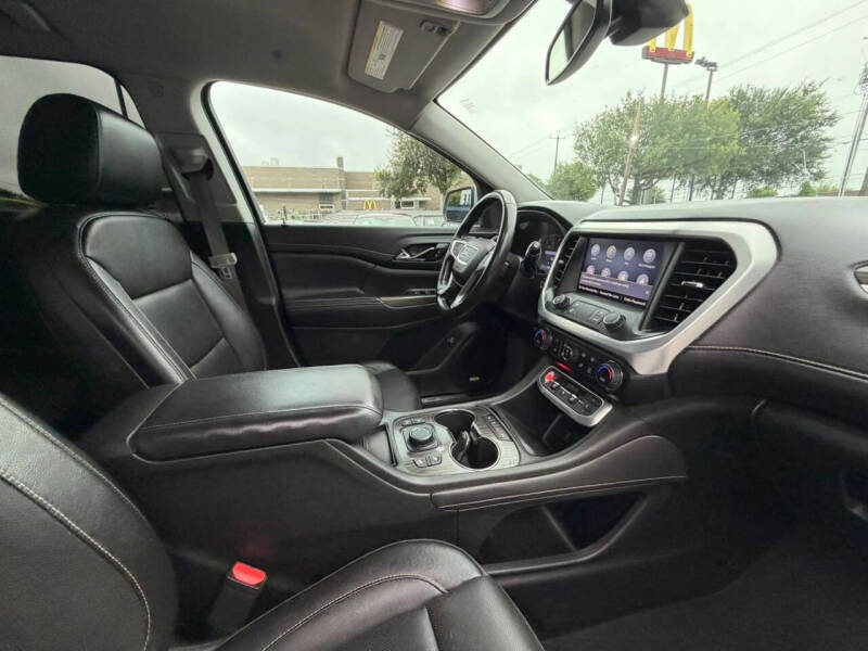 2020 GMC Acadia SLT
