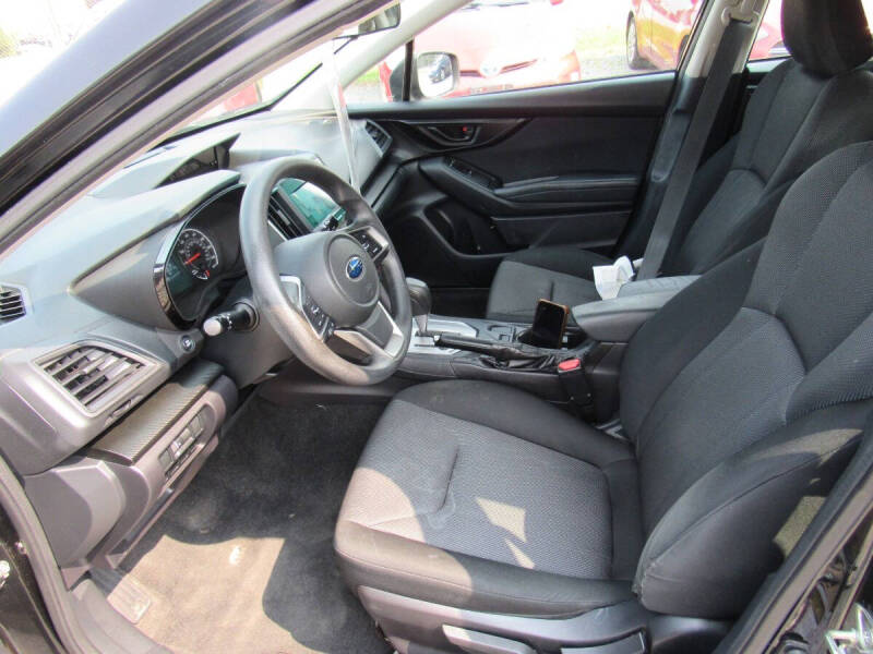 2017 Subaru Impreza 2.0i