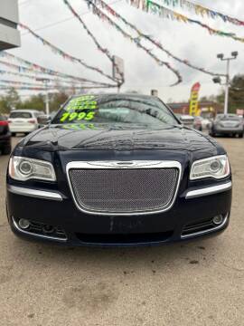 2014 Chrysler 300 for sale at Zor Ros Motors Inc. in Melrose Park IL