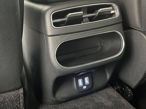 2025 Genesis GV70 2.5T Standard