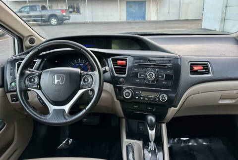 2013 Honda Civic Hybrid w/Leather w/Navi