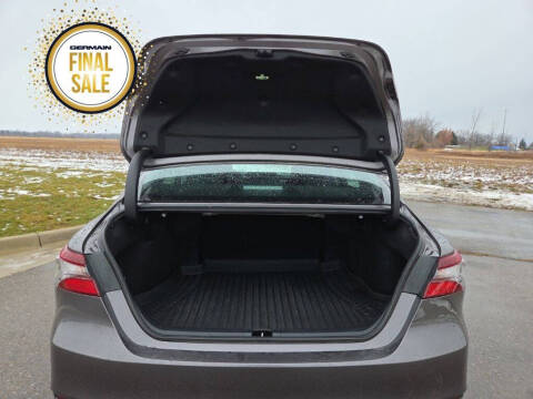 2022 Toyota Camry LE