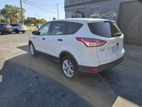 2014 Ford Escape S