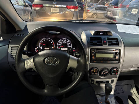 2012 Toyota Corolla LE