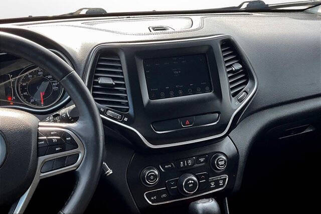 2019 Jeep Cherokee Latitude