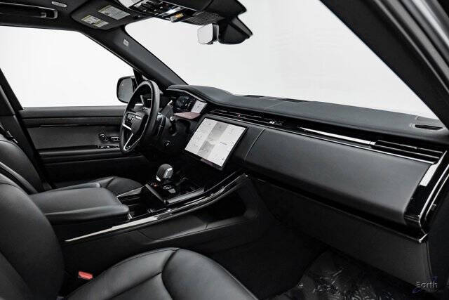 2024 Land Rover Range Rover Sport P360 SE