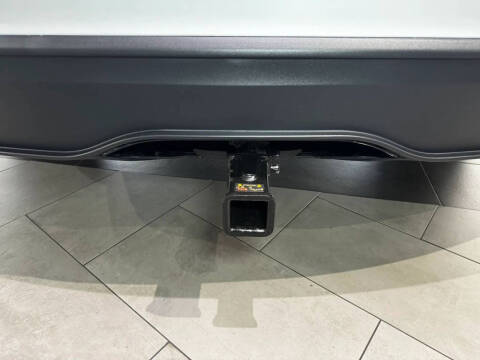 2023 Tesla Model X Standard Range