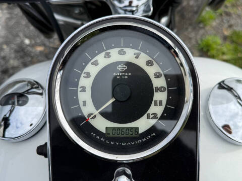 2009 Harley-Davidson Softail Deluxe
