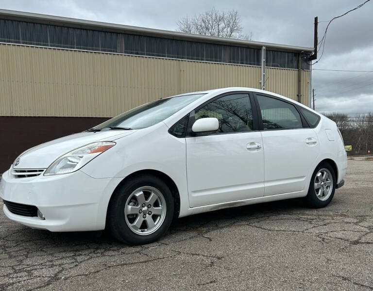 2005 Toyota Prius for sale at Car $mart in Masury OH