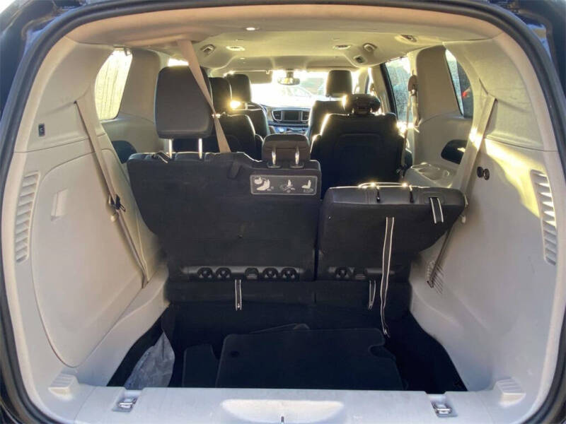 2020 Chrysler Pacifica Touring L