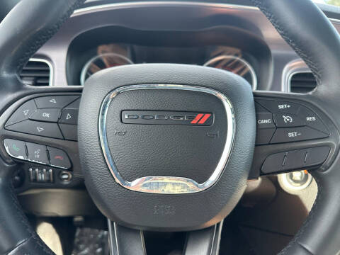 2016 Dodge Charger SE