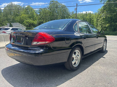 2006 Ford Taurus SE