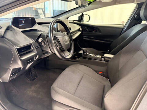 2025 Toyota Prius LE