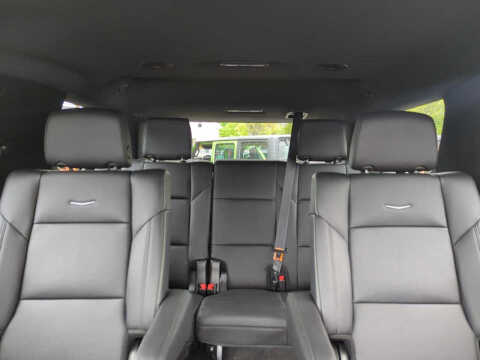 2022 Cadillac Escalade Luxury
