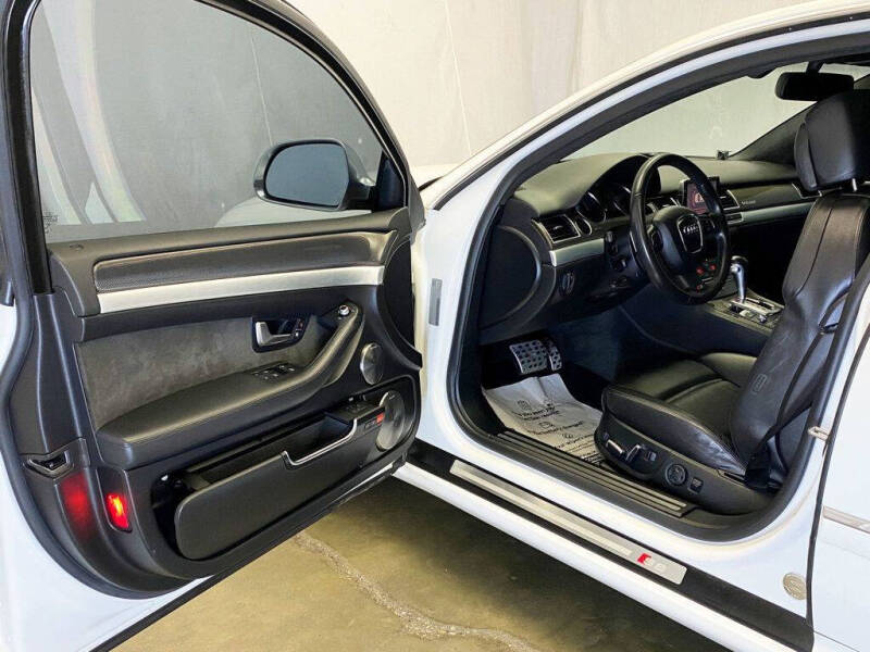 2008 Audi S8 quattro