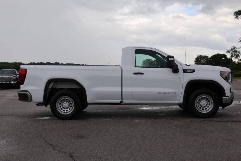 2025 GMC Sierra 1500 Pro