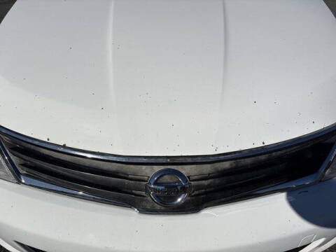 2011 Nissan Versa 1.8 S