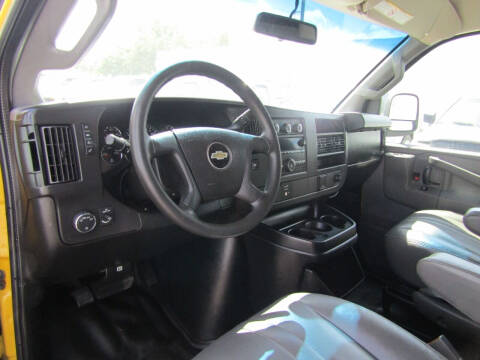 2017 Chevrolet Express 2500