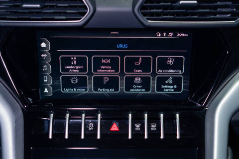 2020 Lamborghini Urus