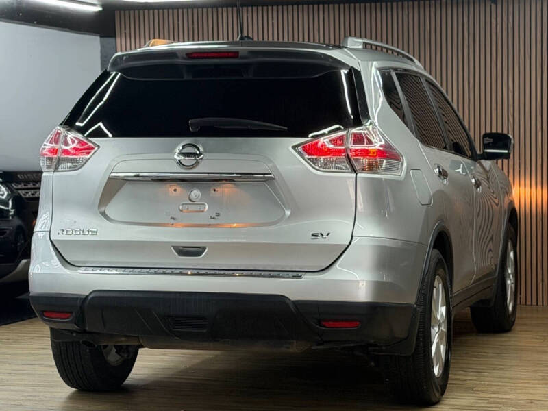 2016 Nissan Rogue SV