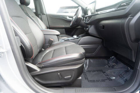 2023 Ford Escape ST-Line Select