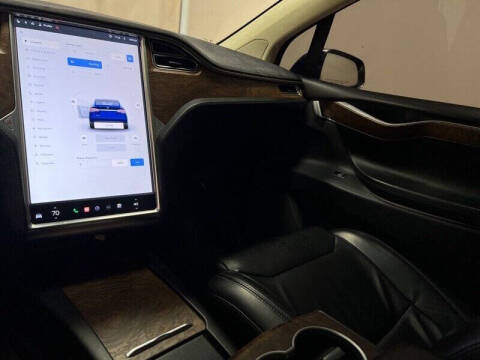 2017 Tesla Model X 75D