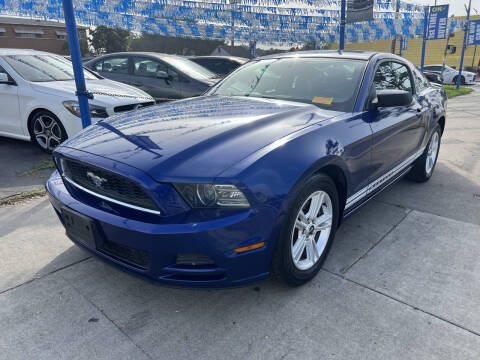 2013 Ford Mustang V6