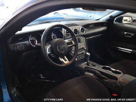 2020 Ford Mustang EcoBoost