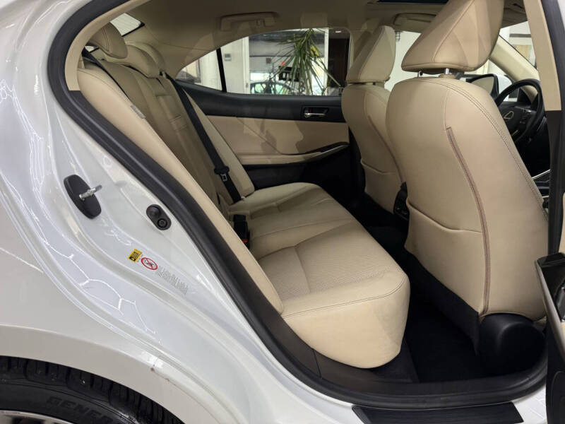 2015 Lexus IS 250