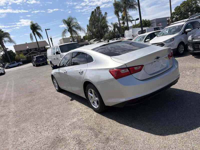 2017 Chevrolet Malibu LS