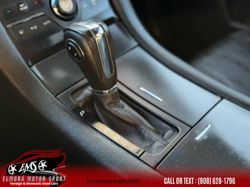 2015 Ford Taurus SEL