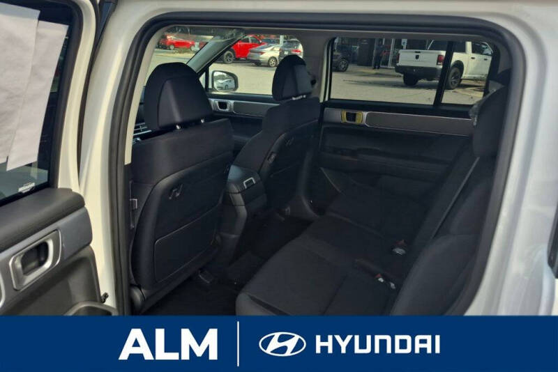 2026 Hyundai Santa Fe SE