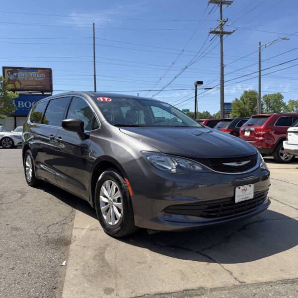 2017 Chrysler Pacifica Touring